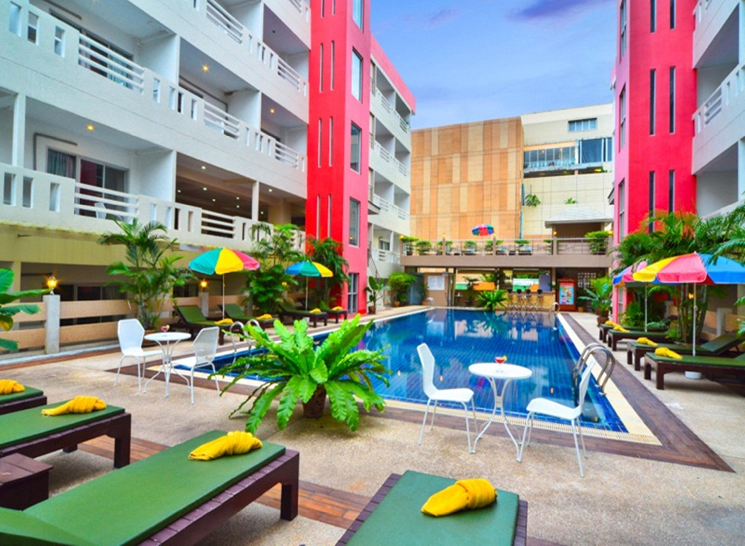 Eastiny Place Hotel Pattaya Exterior photo