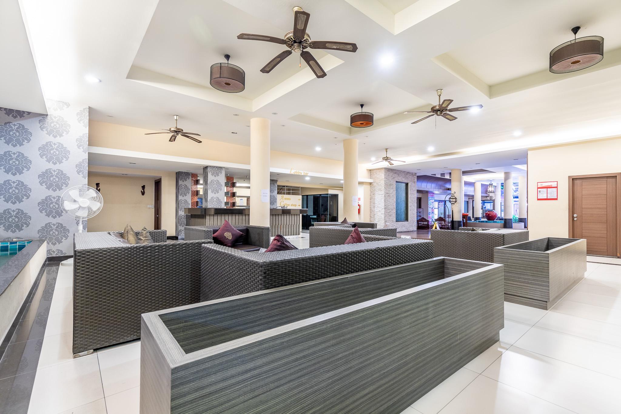 Eastiny Place Hotel Pattaya Exterior photo